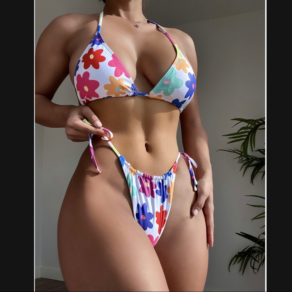 floral cheeky bikini set Aug sale
